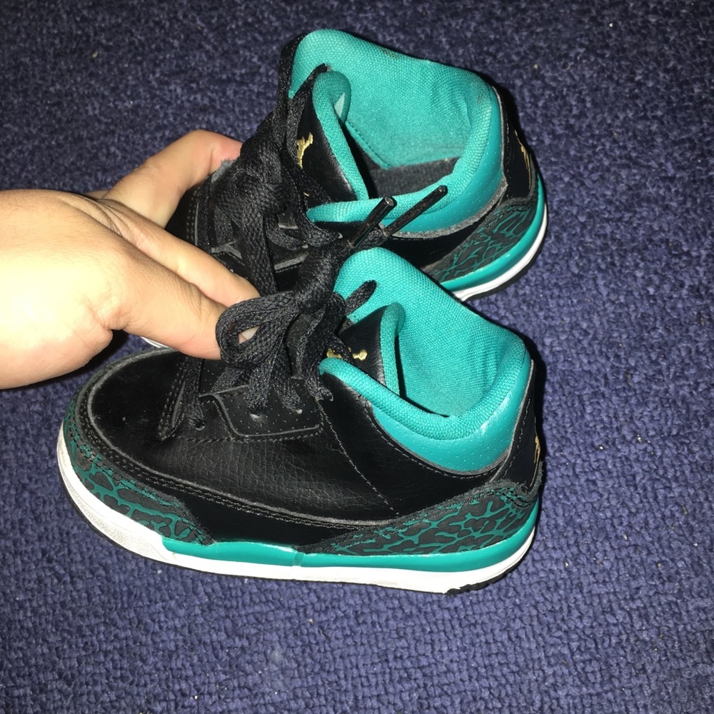 Retro 3’s - Picture 4 of 4